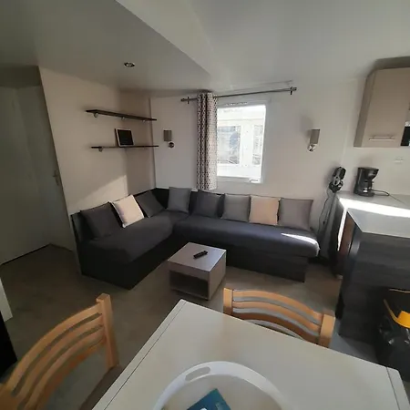 مكان تخييم Mobil La Mec Sérignan